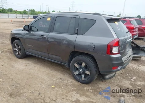 2015 Jeep Compass High Altitude Edition z USA, uszkodzony, nr VIN 1C4NJDEB9FD105951